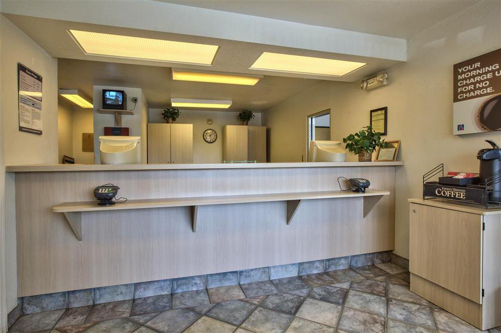 Luxury Inn Albany Interior photo
