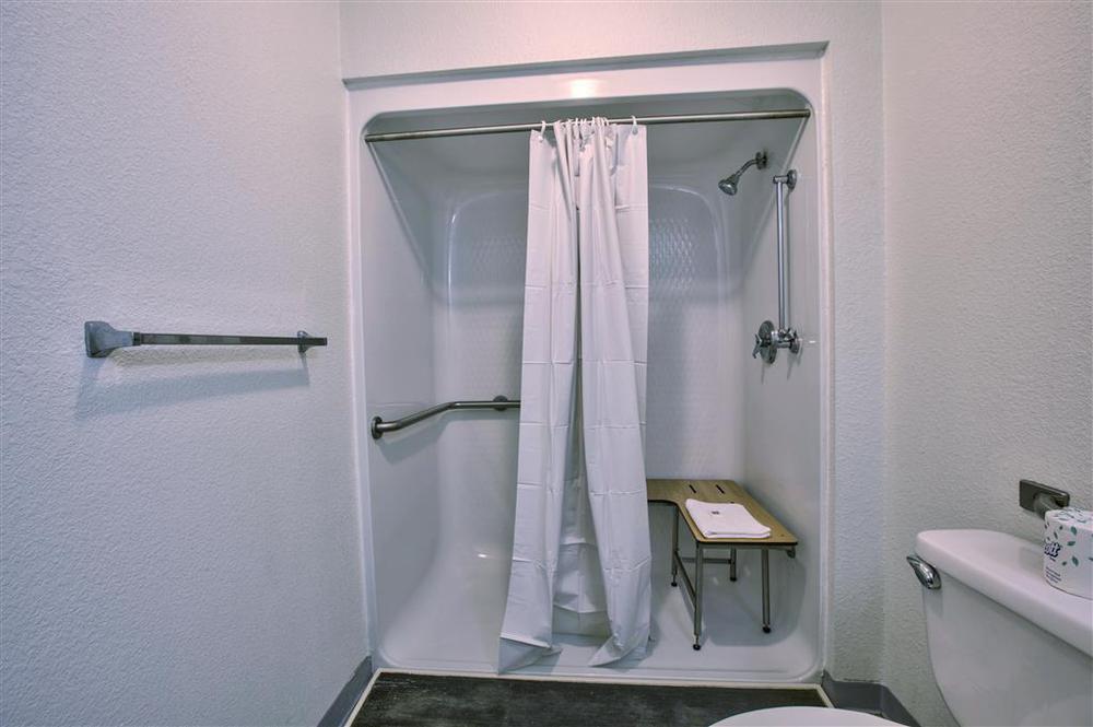 Luxury Inn Albany Room photo